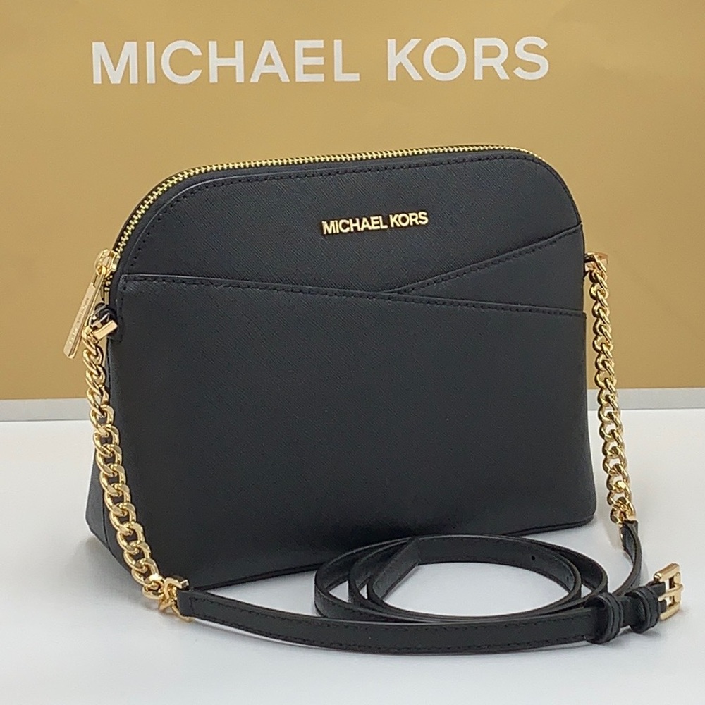 MICHAEL KORS
Jet Set Travel Medium Dome Crossbody Bag
Black
NWT - Picture 1 of 16